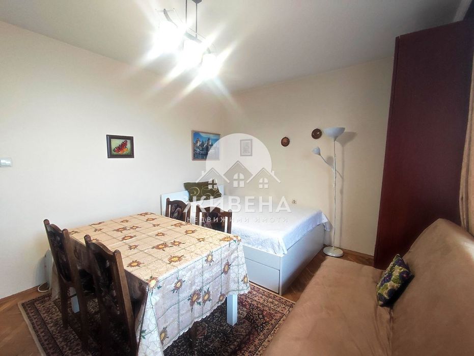 Дава се под наем Двустаен апартамент в Варна, Център - 40 кв.м за 307 € - Снимка #3