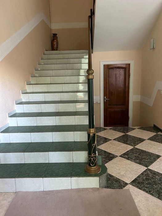 Сдается уютный 5 ком. дом на Дархан! Мирзо Улугбекский