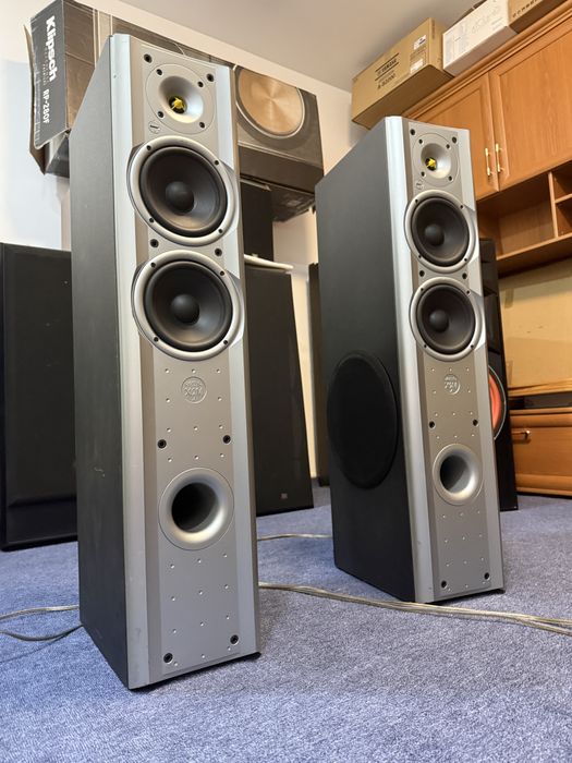 Boxe Jamo X3M 10,280wMuzical/200 RMS/Difz De Bas De 10”(25cm)Lateral