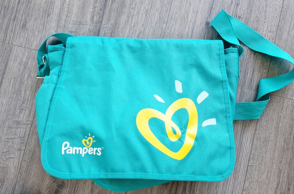 Lot haine bebe baiat 3-6 luni + geanta Pampers cadou