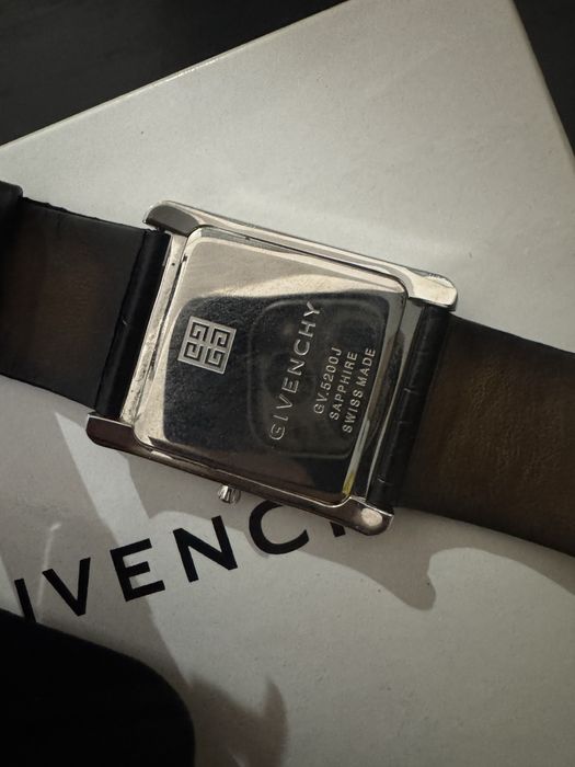 Ceas givenchy tank