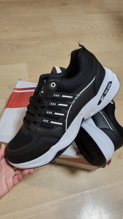 Мъжки спортни маратонки