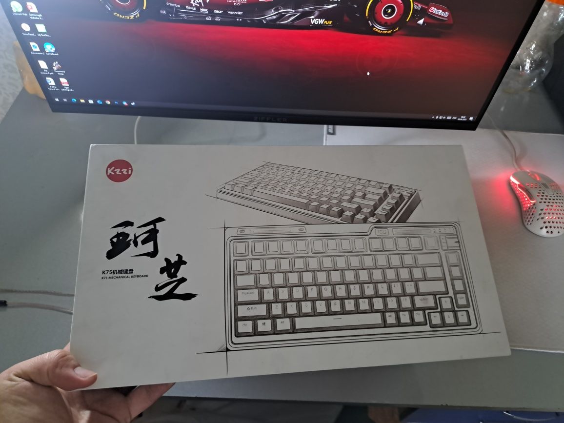 Продаётся Kzzi K75 lite