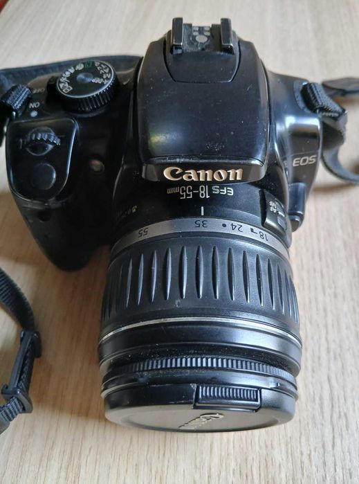 Aparat foto Canon EOS  400D cu obiectiv 18-55mm