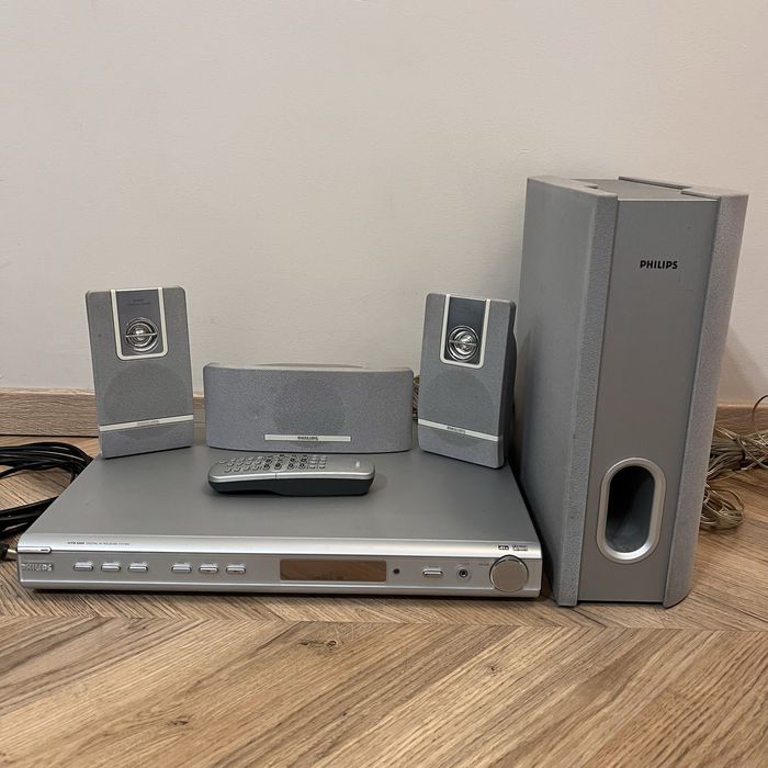 Philips HTR5000/01 Digital AV Receiver System