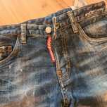 Детски къси панталони на Dsquared2, купувани са от Австрия