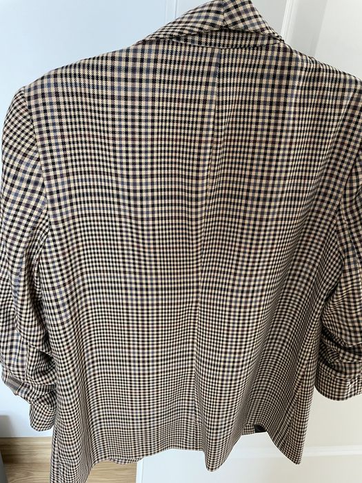 Sacou in carouri de primavara