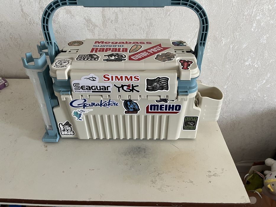 Продам Новый рыболовный ящик