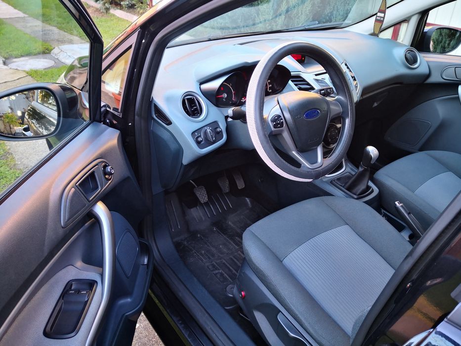 Ford Fiesta 1.3 80 Cp Euro 5  2013