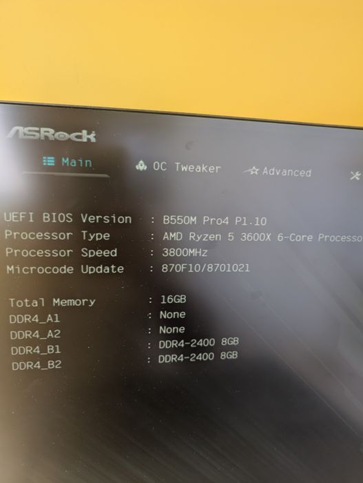 Компактен мощен компютър