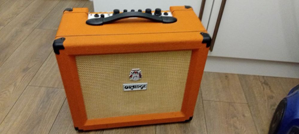 продам комбик orange