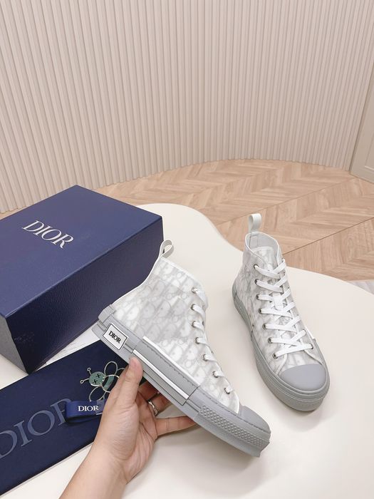 Sneakers B23 High