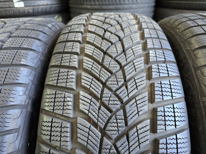 235/55/18 GOODYEAR 4бр