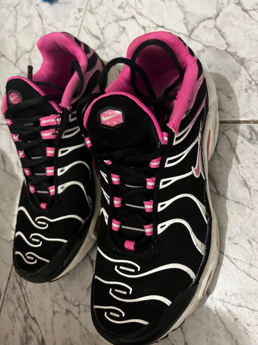Маратонки Nike air max plus