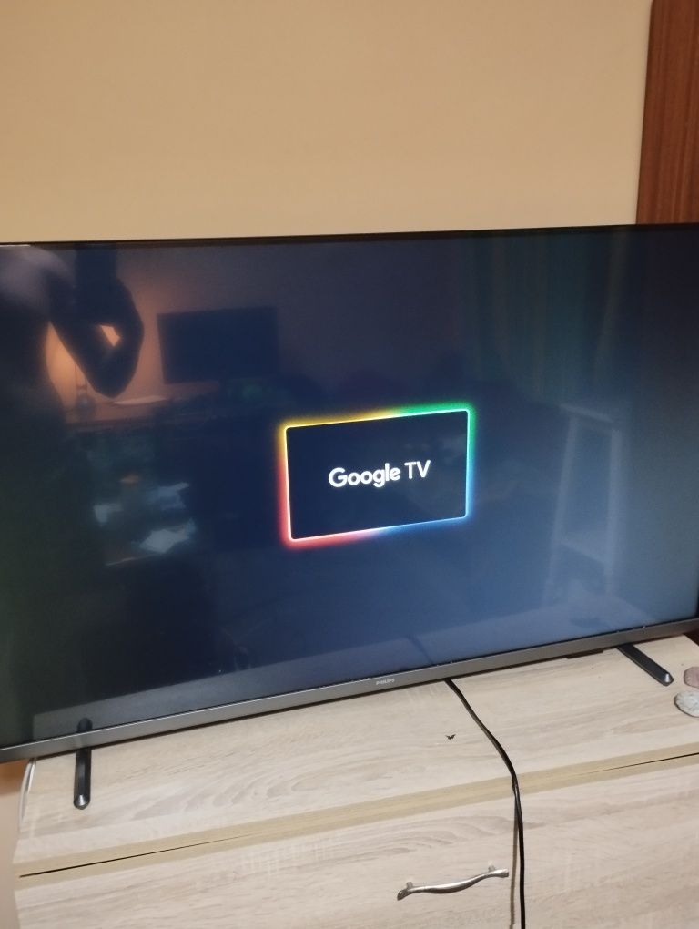 PHILIPS 43PUS7608 UHD LED SMART TV + Google Chromecast