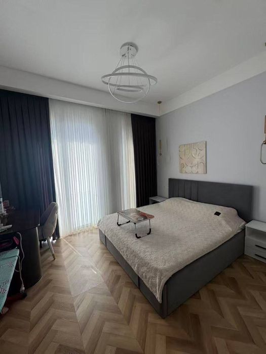 Срочно!!Сдается Шикарная 2х ком квартира Ор-р Метро Чиланзар 999*