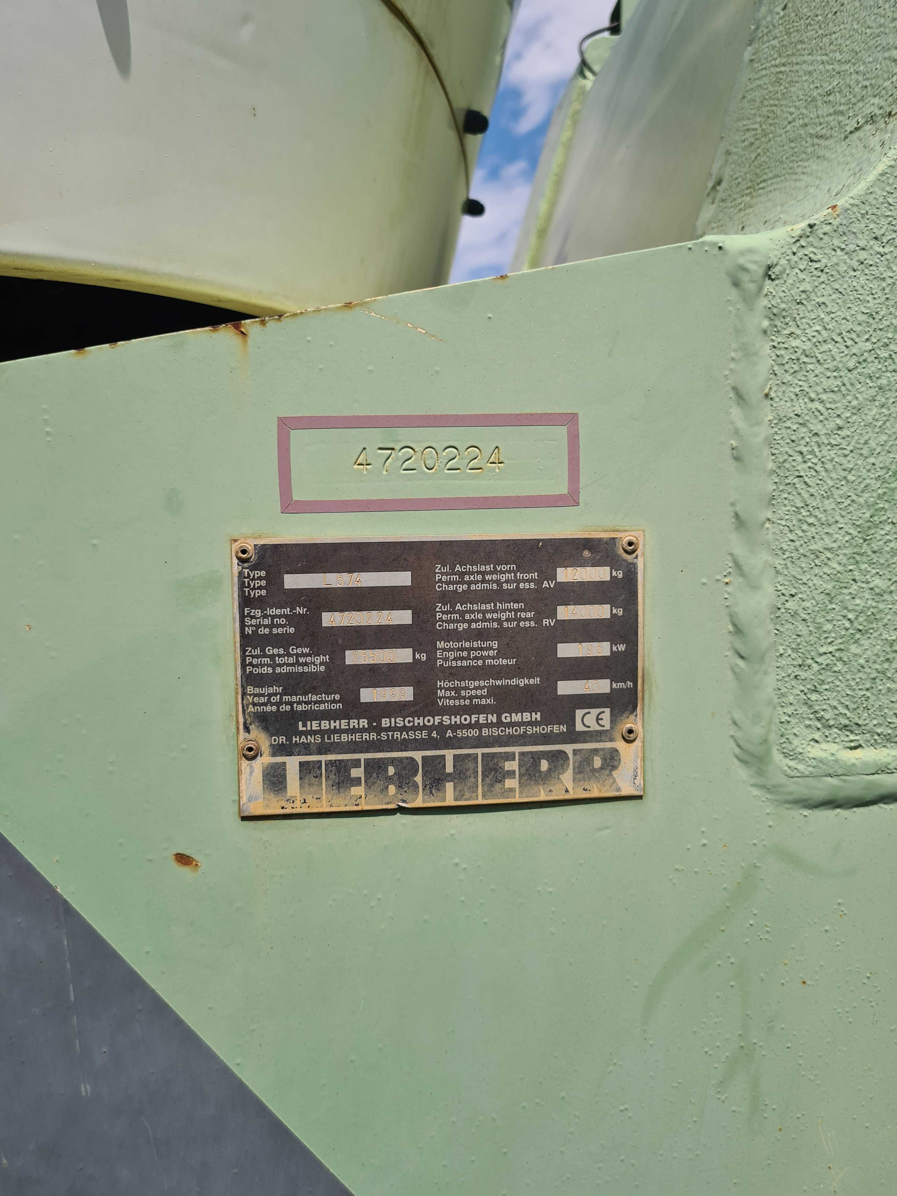 Incărcator Frontal Liebherr L574