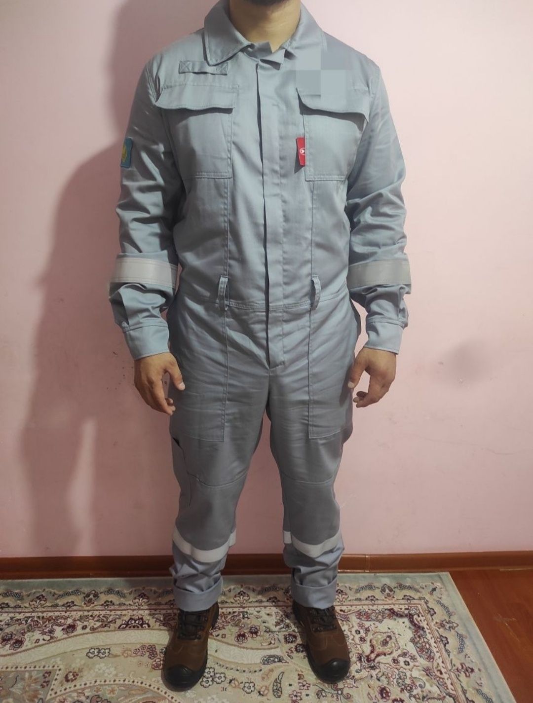 Продается рабочая одежда. Размер XL, 2XL(на 52). Материал лёгкий.