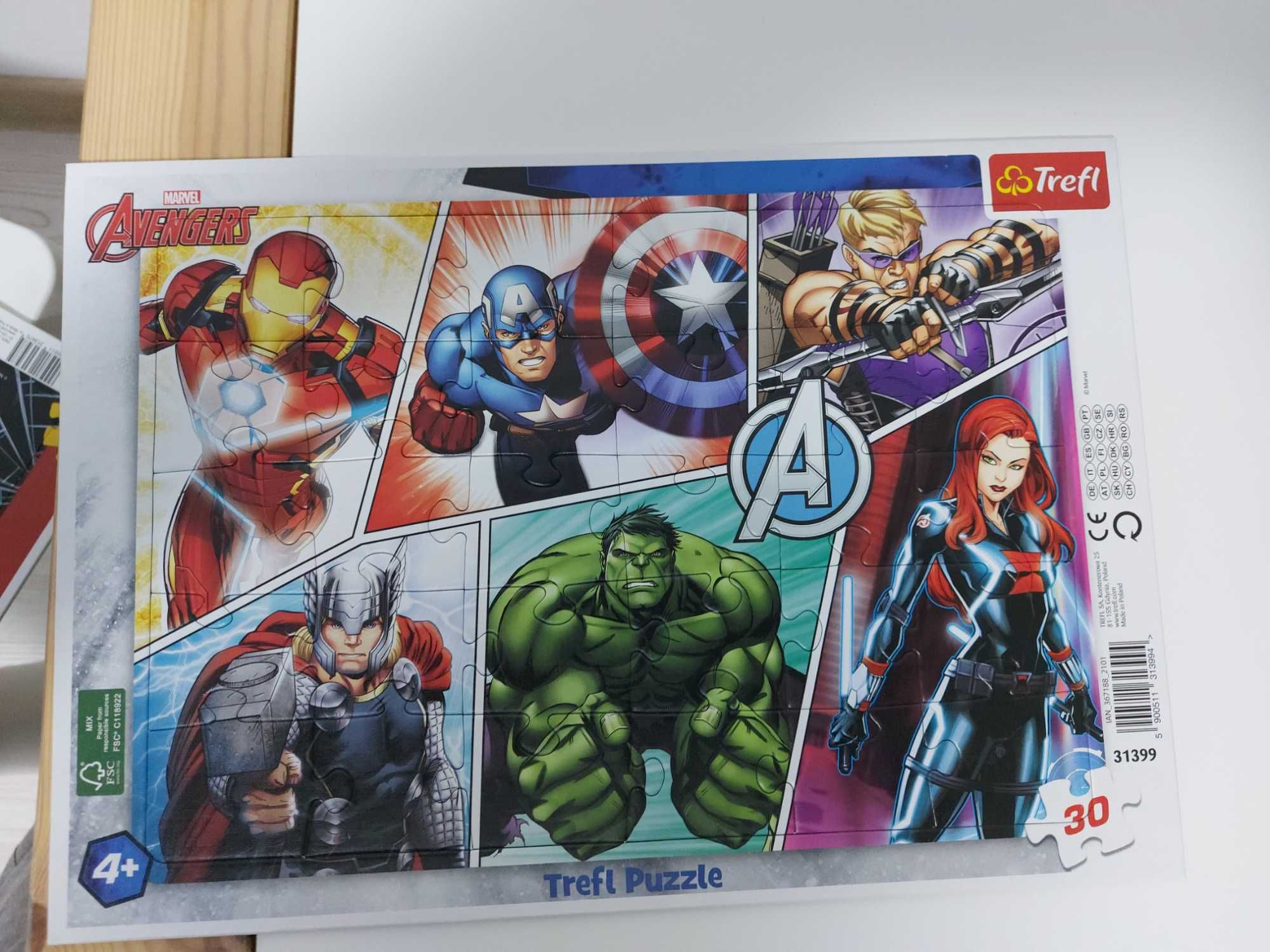 2x Puzzle Spiderman, Avengers