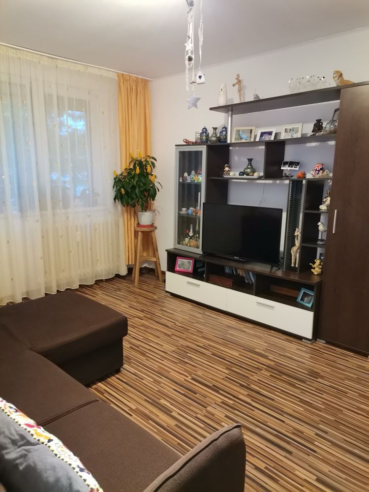 Vand apartament 2 camere