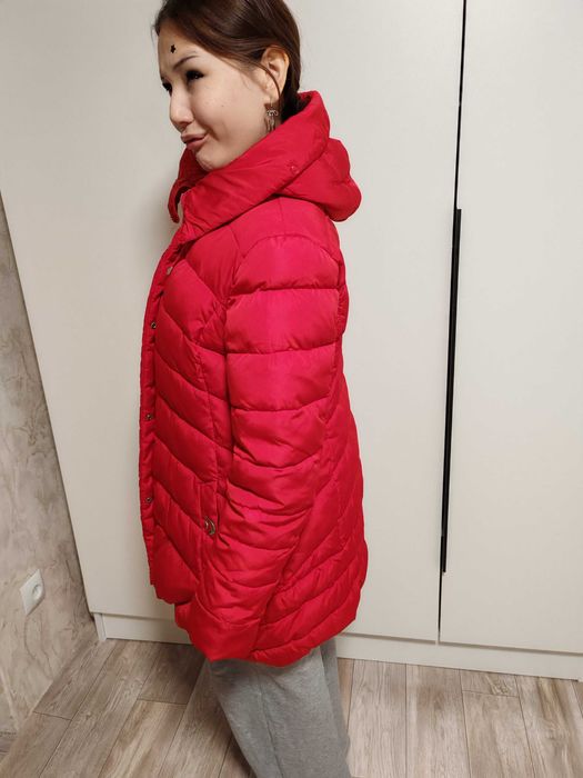 Продам женскую куртку, размер 48