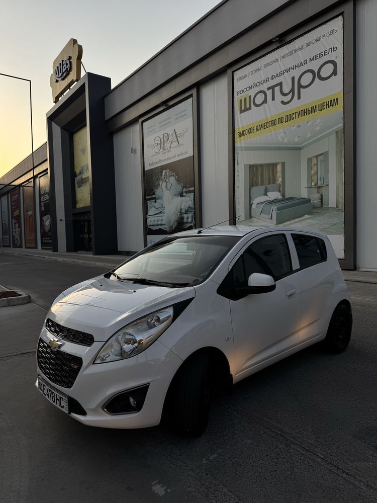 Chevrolet Spark.