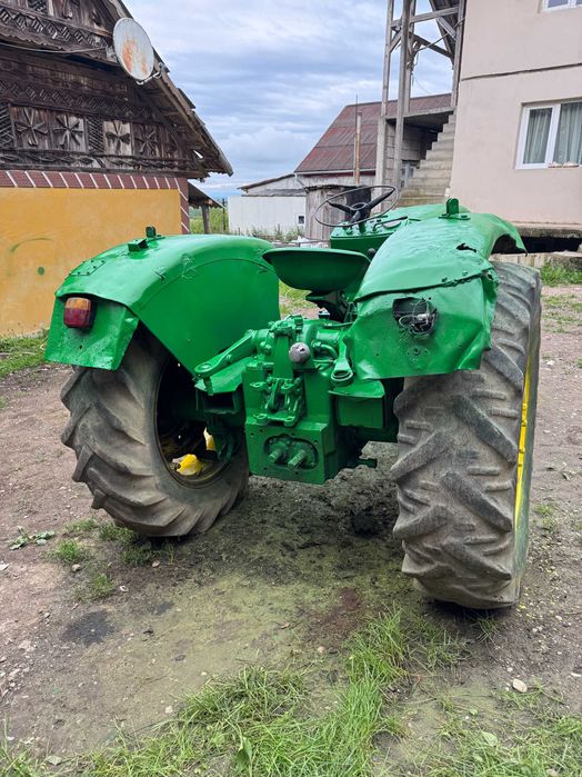 Vând John Deere Lanz 310