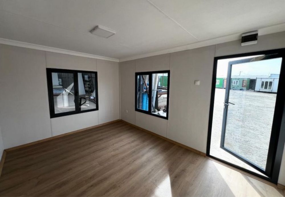 Vând case modulare container