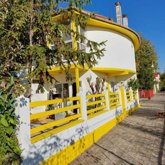 Vila cu ponton, lac Snagov, Izvorani