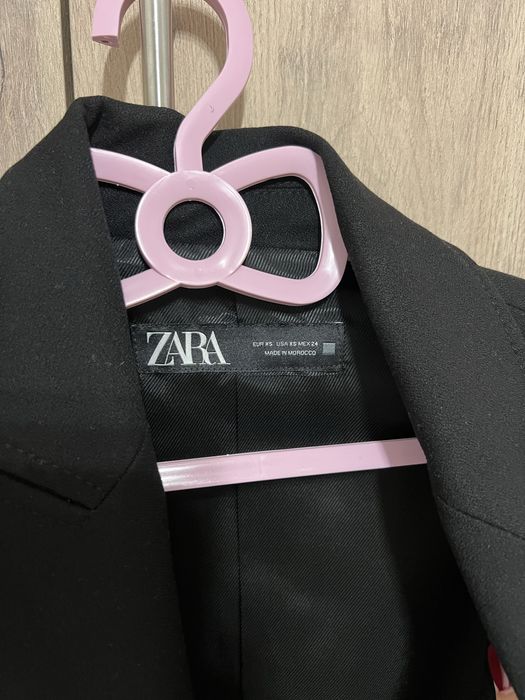 Дамско двуредно сако Зара