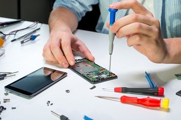 Вызов хизмати telefon programma va telefon remont
