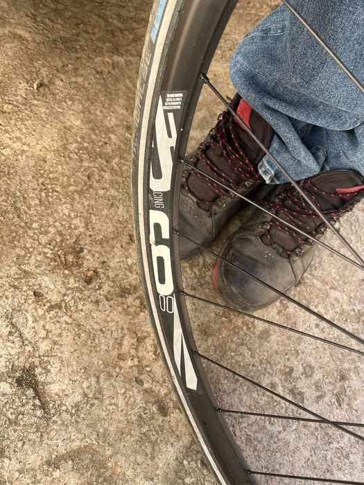 Bicicleta tip Gravel Carbon