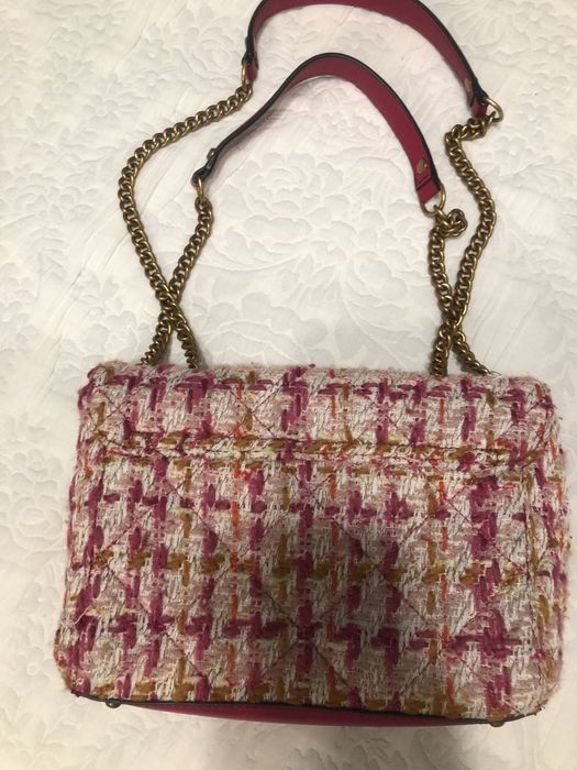 Дамска чанта GUESS