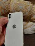 iPhone 11 като нов .