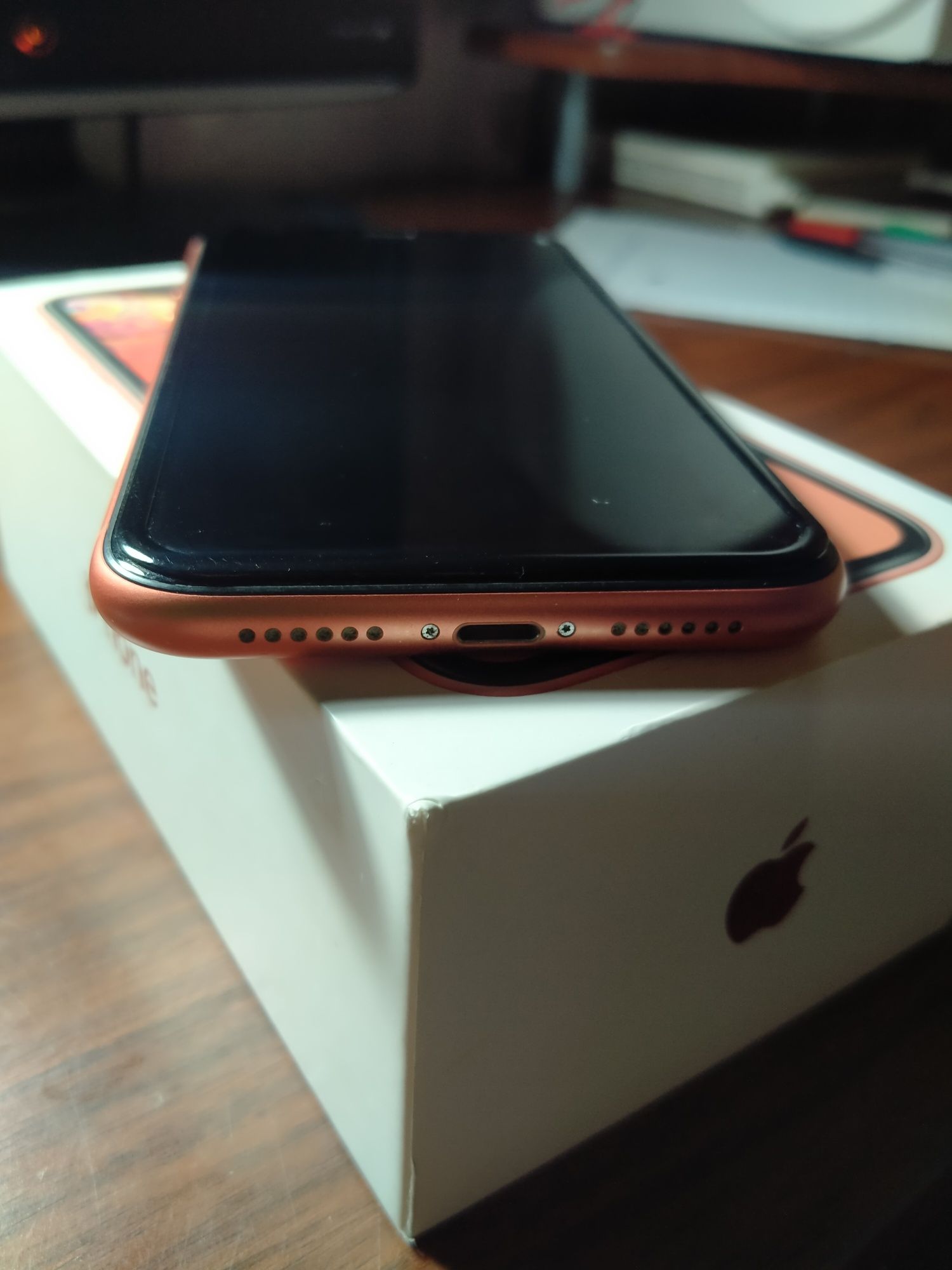 iPhone XR  128GB