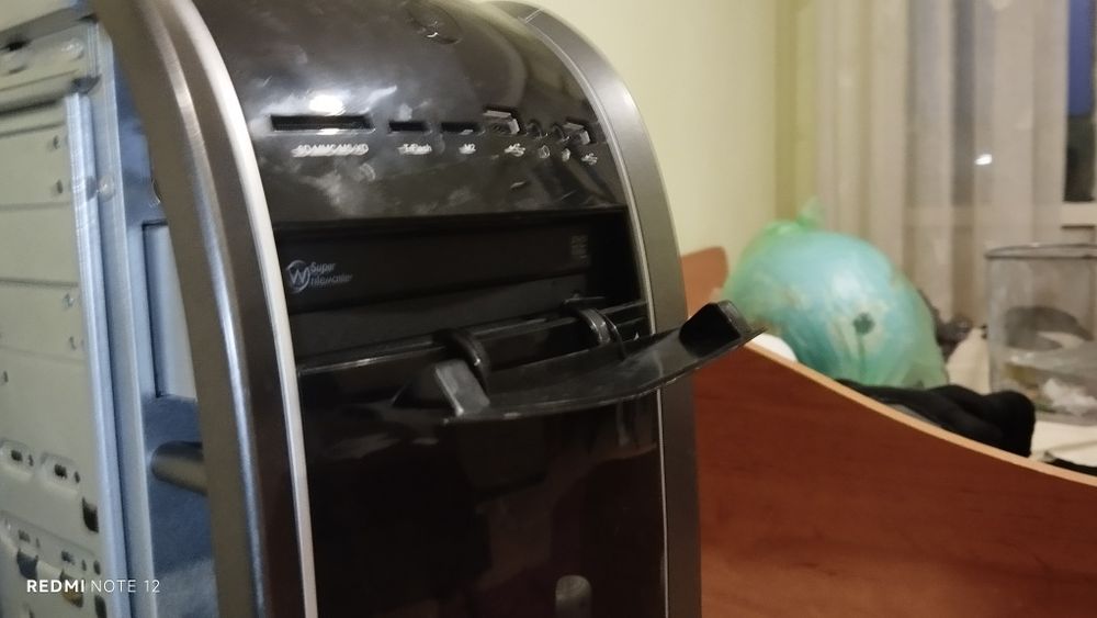 СПЕШНО! Продавам Профилактиран компютър Intel i3 с SSD