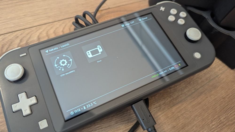 Nintendo Switch Lite с Hecate