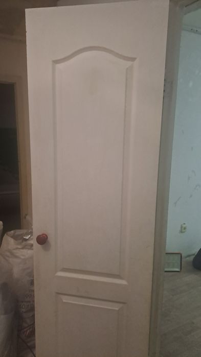 Продам б/у межкомнатные двери