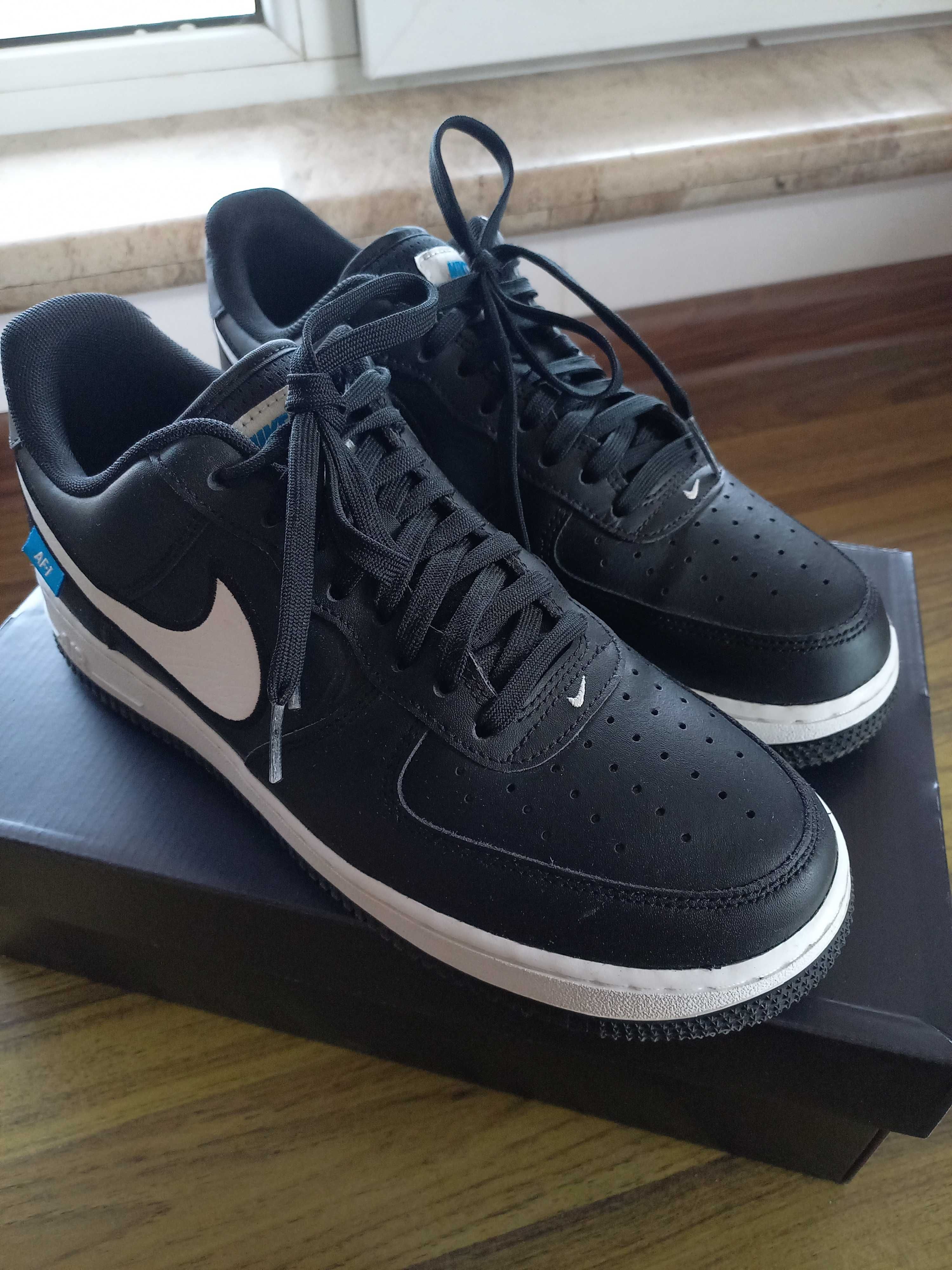 Nike Air Force 1 07 Low Black White Blue