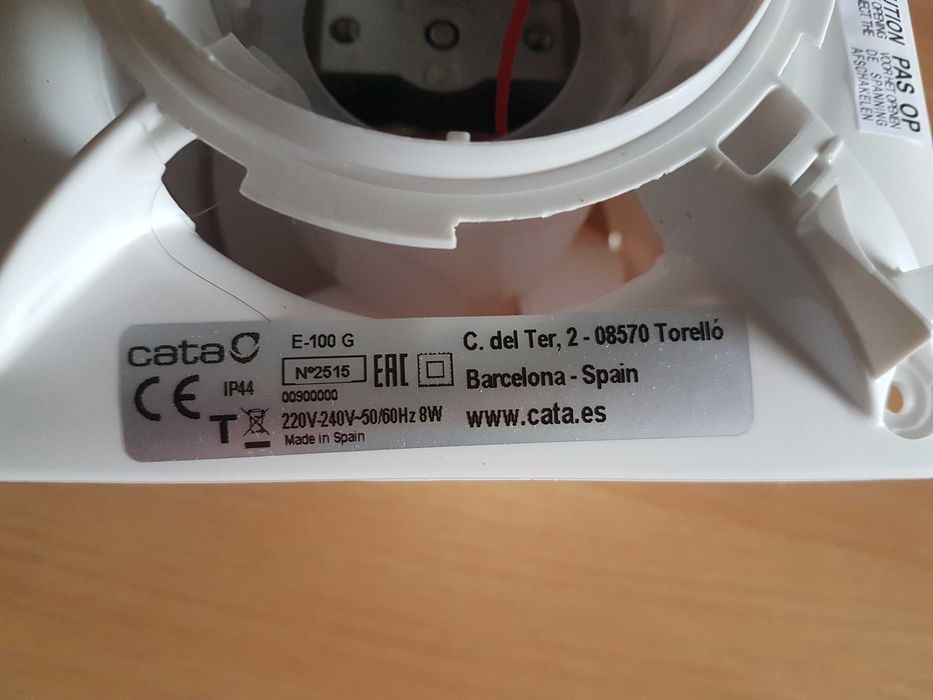 Ventilator Cata E-100/E-100 GTH, putere 4/8W, debit maxim aer 115 mc/h