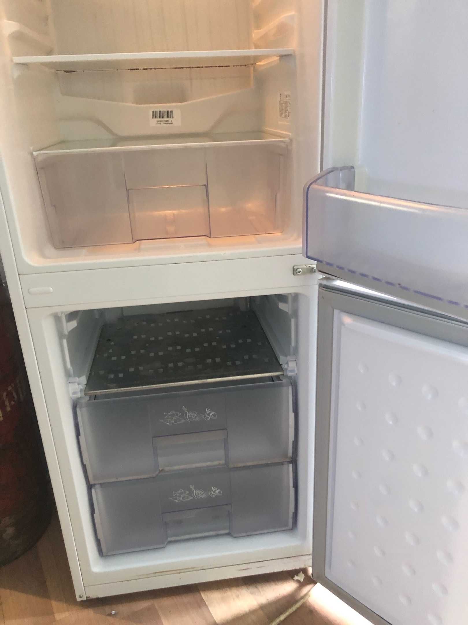 Холодильник БЕКО метр 90