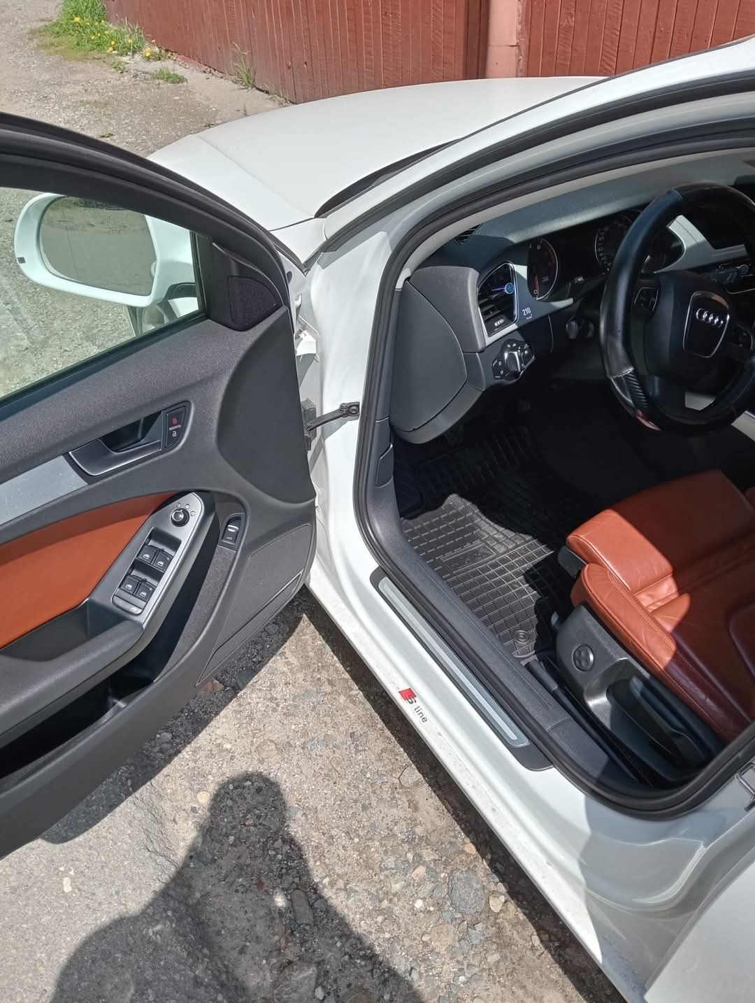 Vând AudiA4 an 2009