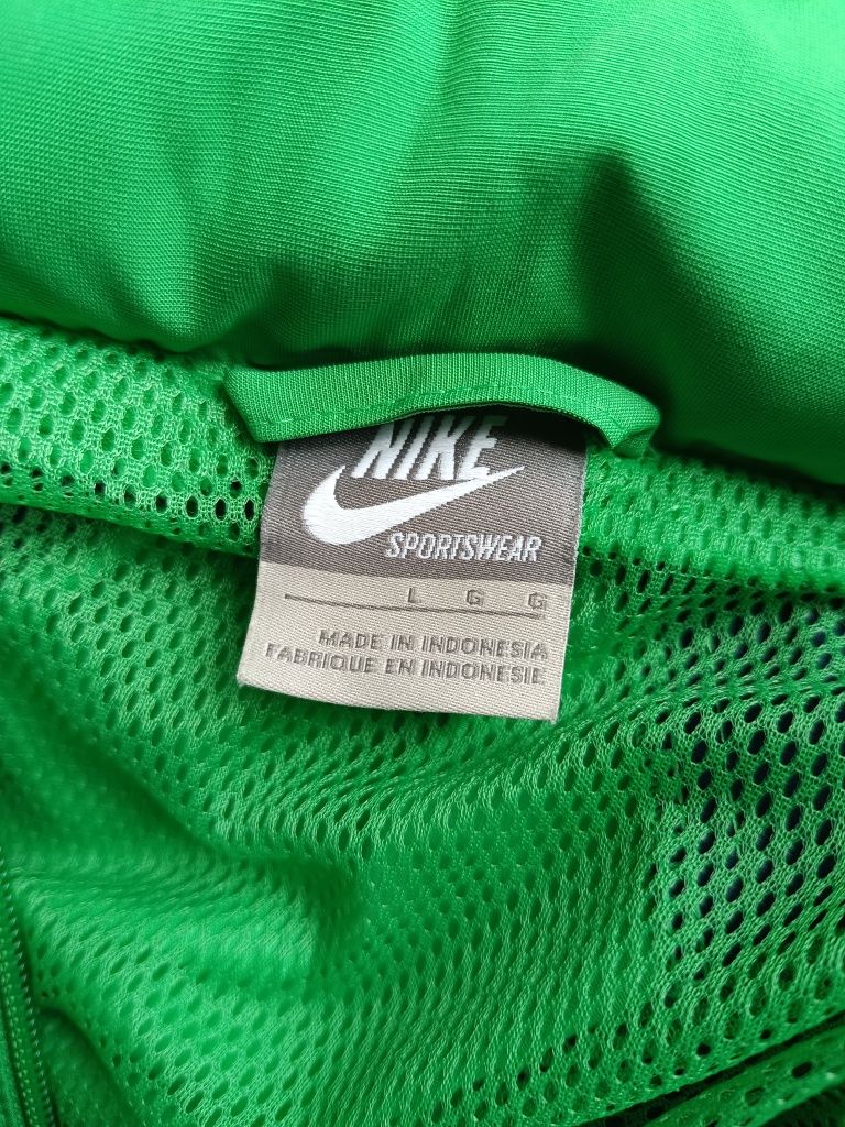 Зелено Яке Nike  L