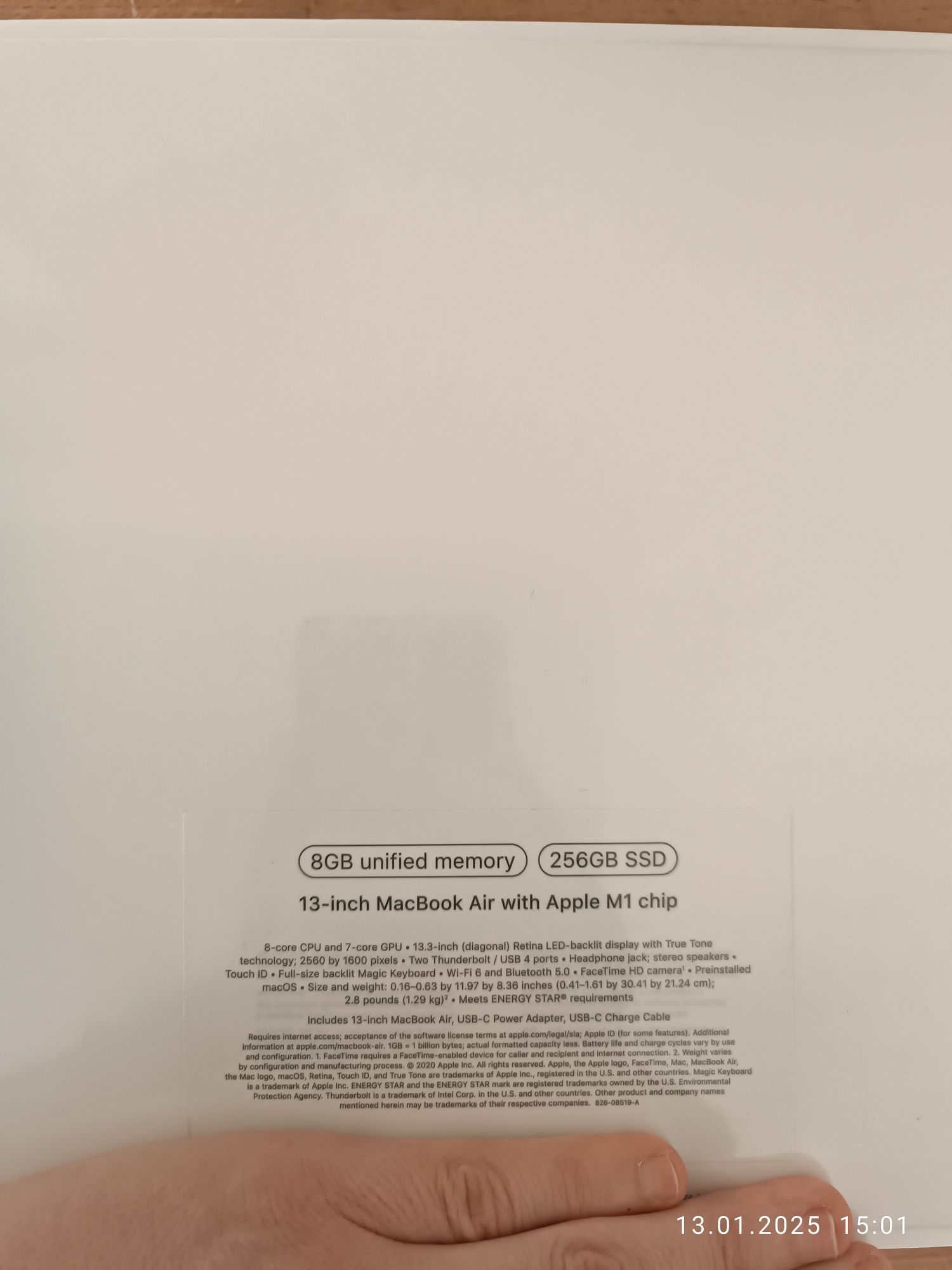 Продается MacBook Air 13-inch Apple M1 chip 256GB