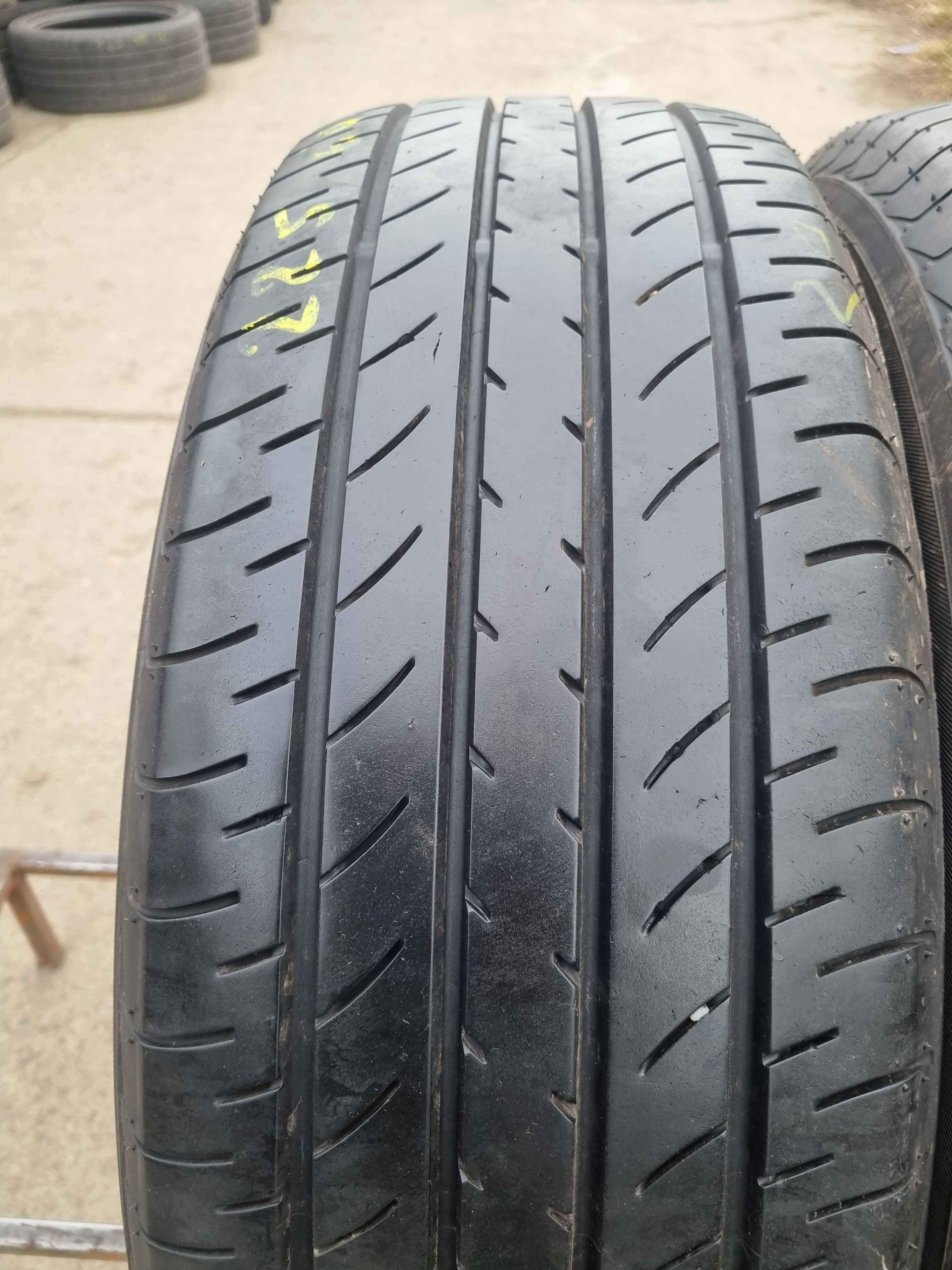 SET 4 Anvelope Vara 225/60 R18 YOKOHAMA BluEarth