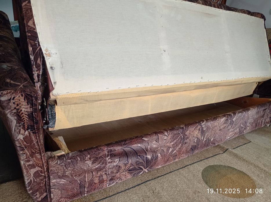 Vând canapea extensibila 226x125 ,utilizată puțin 280 ron