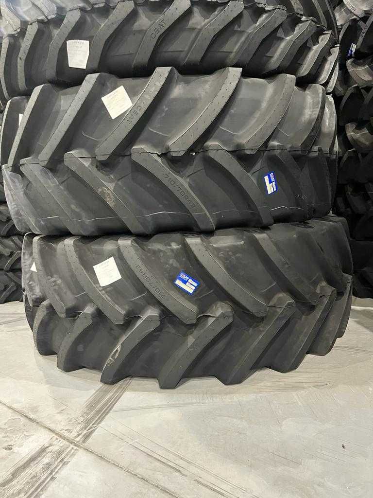 710/70r42 LICHIDARE STOC anvelope de tractor john deere 8270r