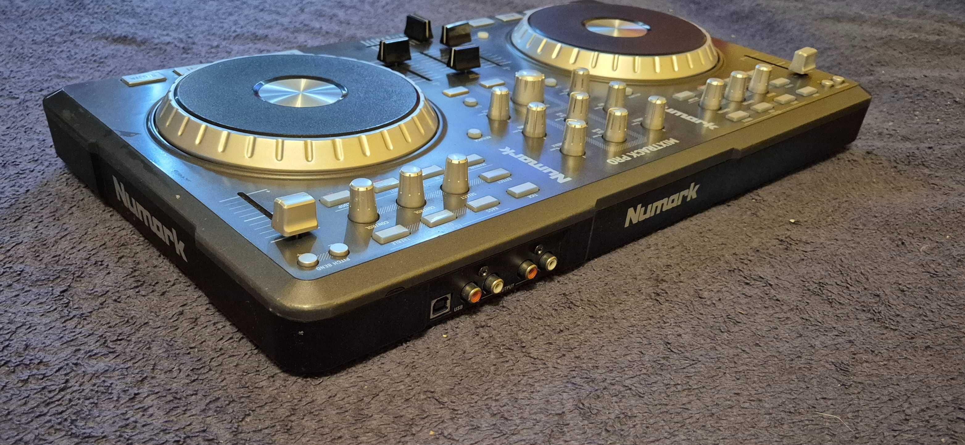 DJ Контролер Numark Mixtrack Pro