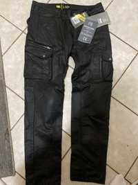 Vand pantaloni moto