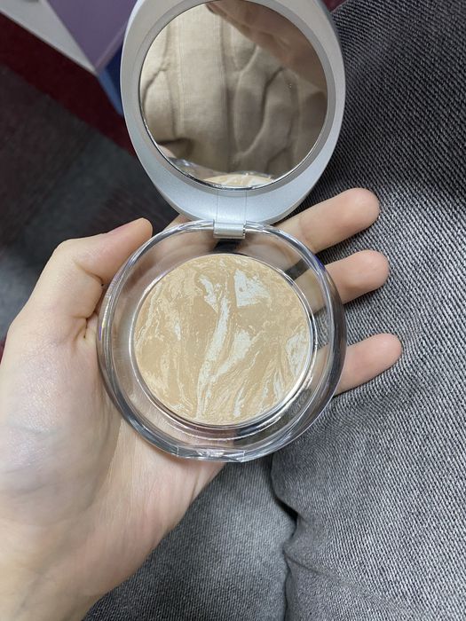 пудра PUPA luminys silky baked